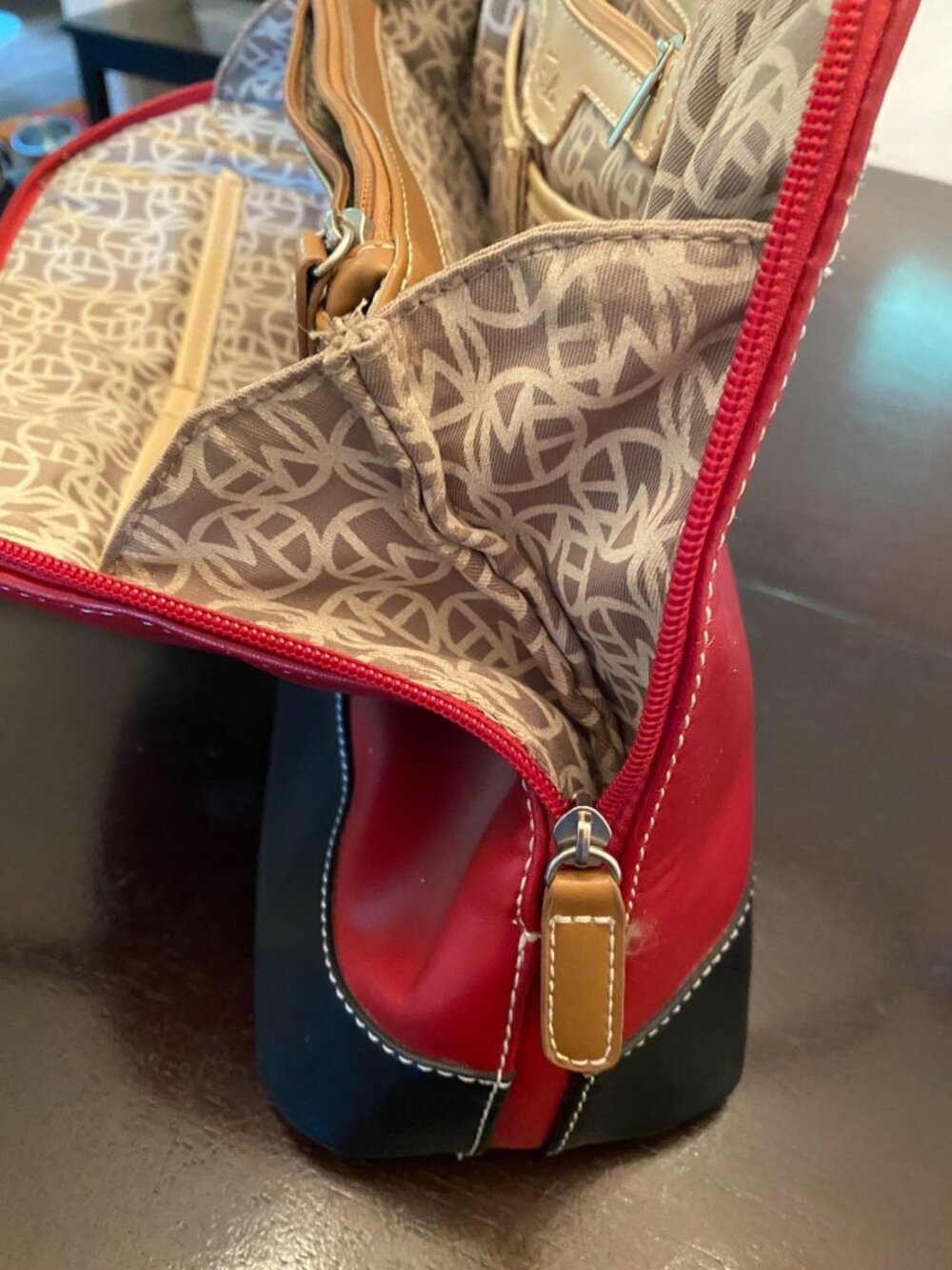 Marc Fisher Red Satchel Bag Black Bottom Structured Handbag Zip Top - Picture 8 of 10